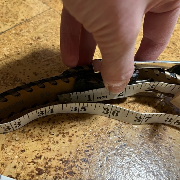 Brighton Women’s Black Leather Belt With Floral Silver Toned Accents Sz 34 - Picture 16 of 16